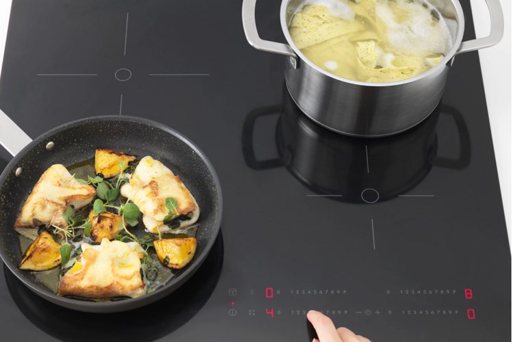 Chỉ ra 4 sai lầm dùng bếp điện nấu ăn làm tiền điện tăng gấp đôi